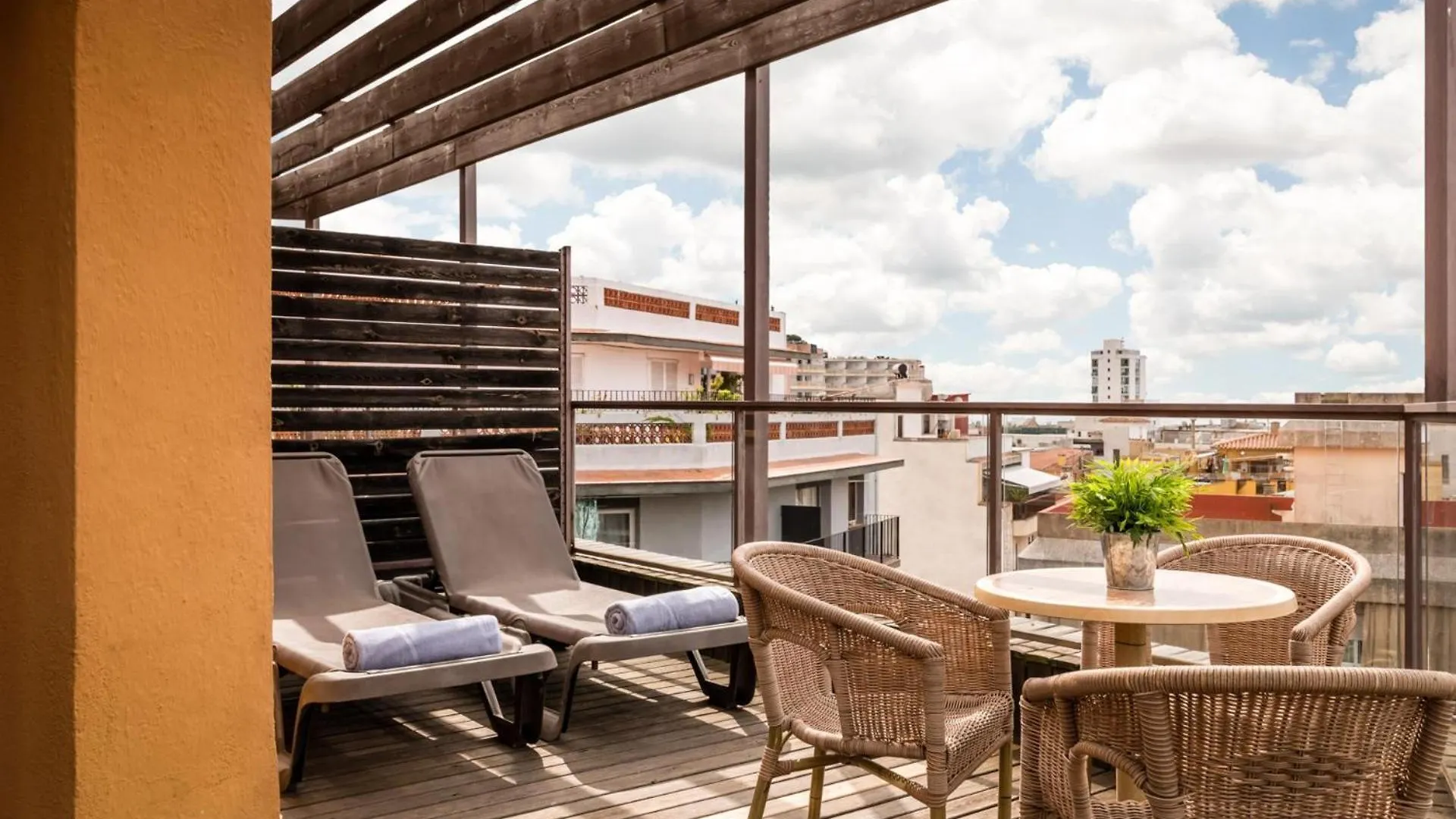 Alegria Plaza Paris 4*Sup Hotel Lloret de Mar