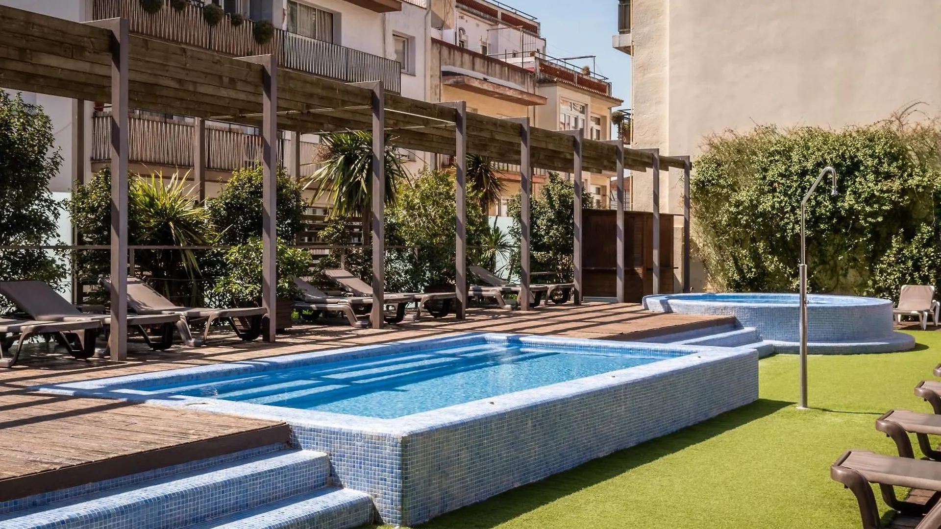 Hotel Alegria Plaza Paris 4*Sup Lloret de Mar